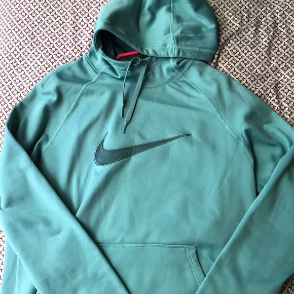 thin dri fit hoodie